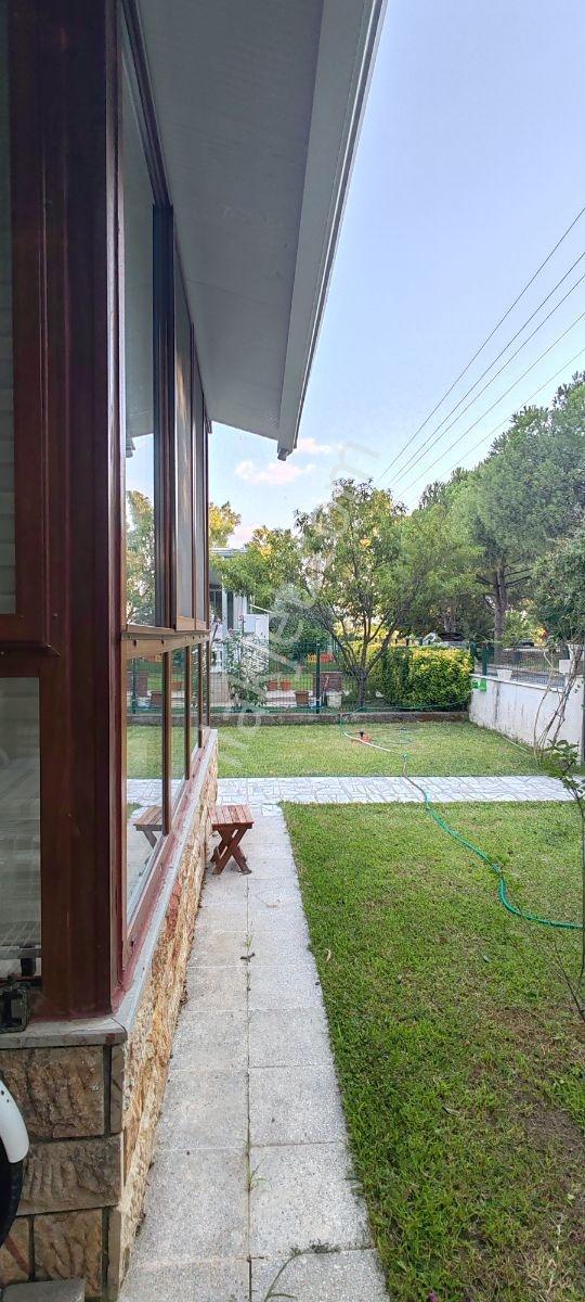 Burhaniye İmko Sitesi'nde Tümüyle Yenilenmiş Villa — fotoğraf 10