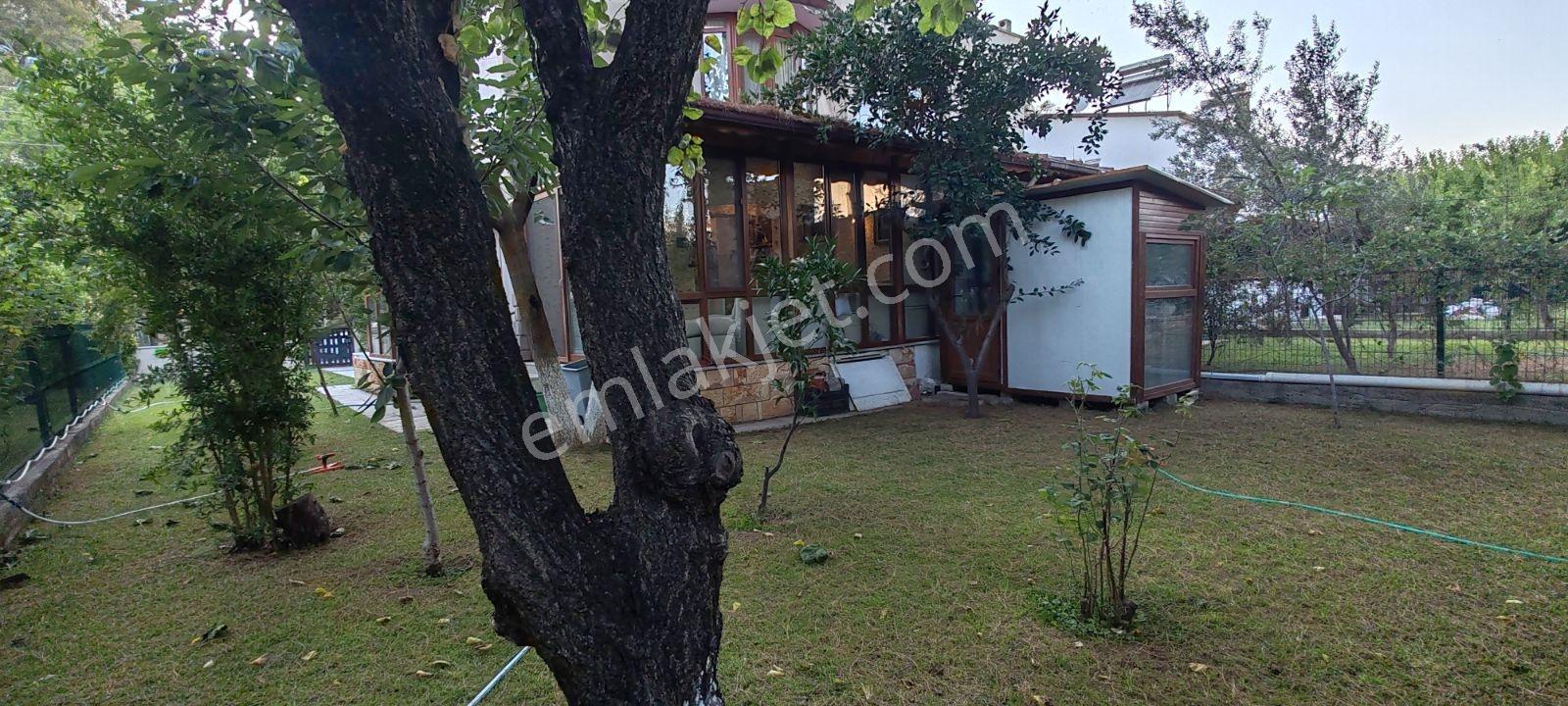 Burhaniye İmko Sitesi'nde Tümüyle Yenilenmiş Villa — fotoğraf 22