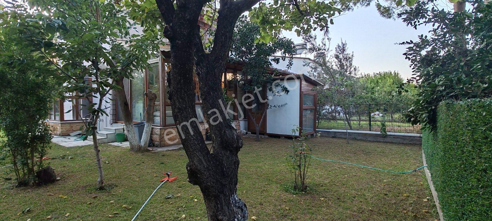 Burhaniye İmko Sitesi'nde Tümüyle Yenilenmiş Villa — fotoğraf 23