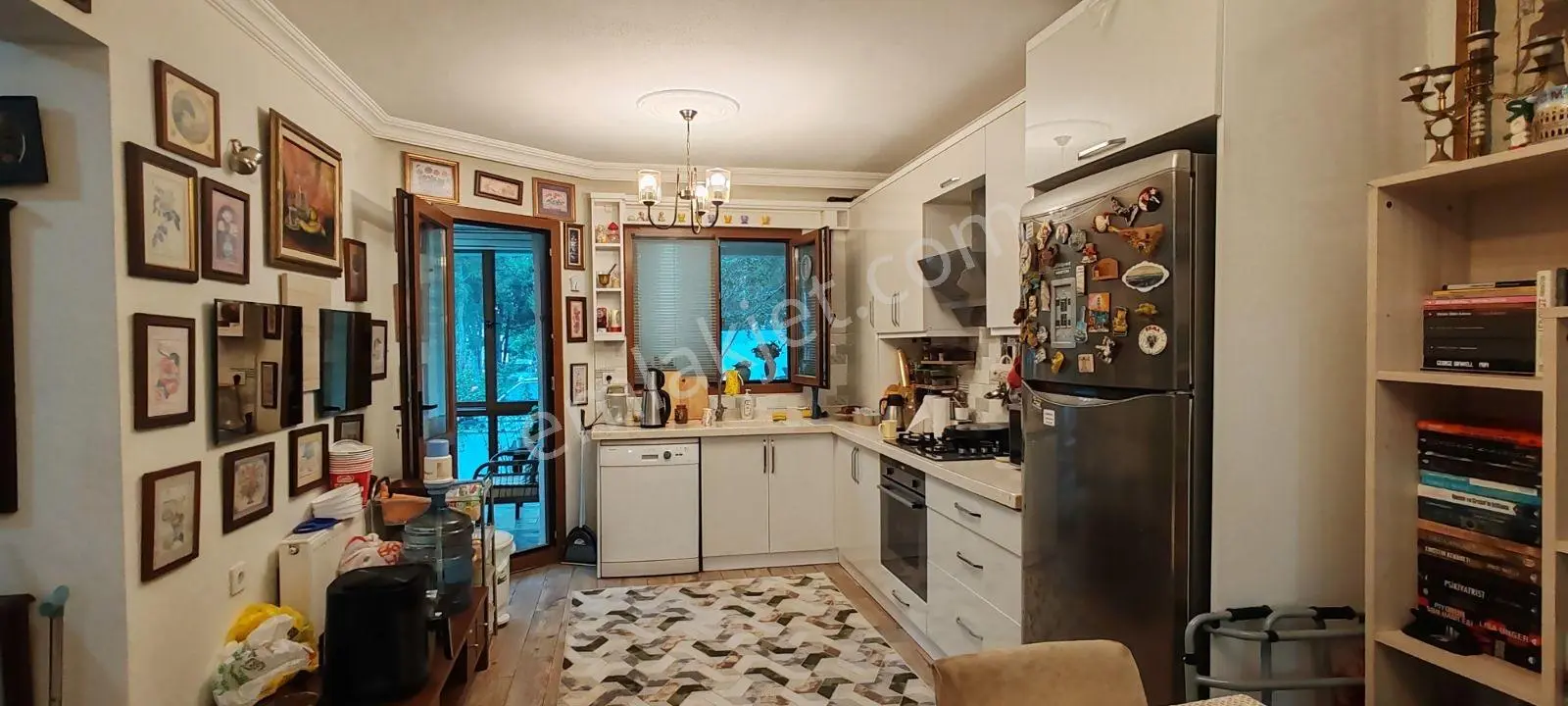 Burhaniye İmko Sitesi'nde Tümüyle Yenilenmiş Villa — fotoğraf 37