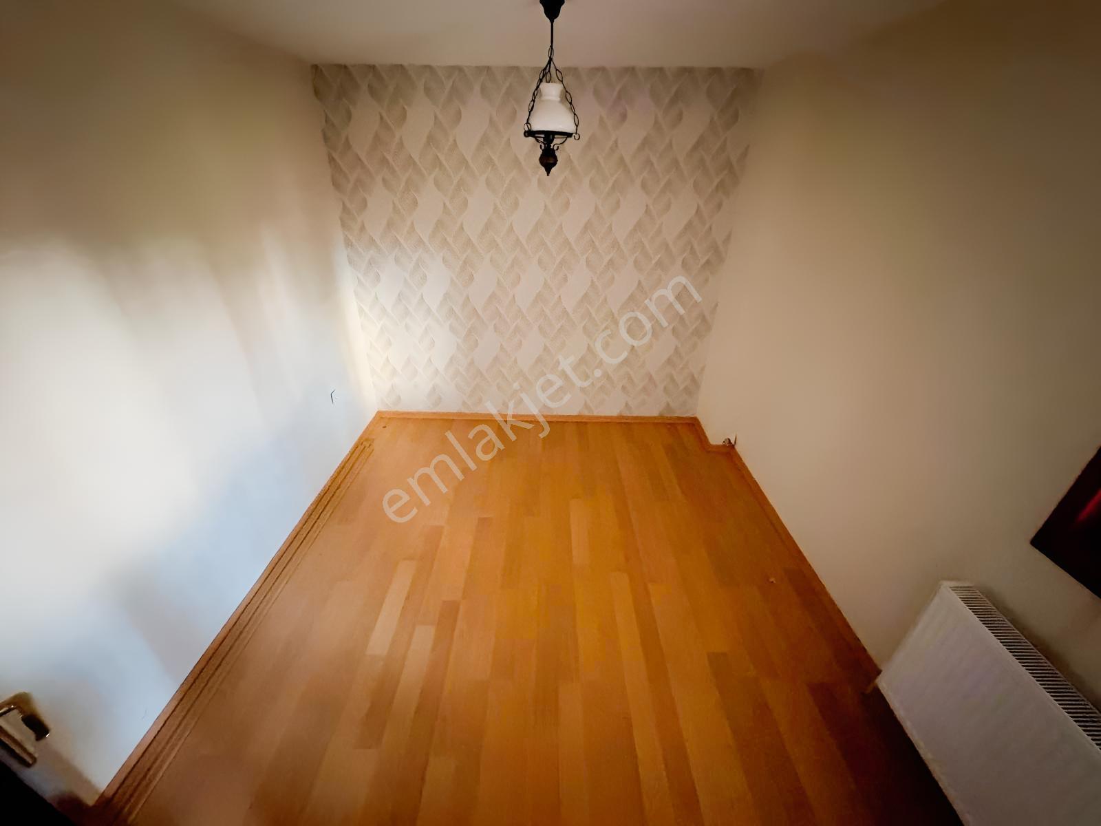 Gölbaşı Satılık 8+1 Villa Göl Manzaralı Site İçerisinde 3 Katlı! — fotoğraf 23