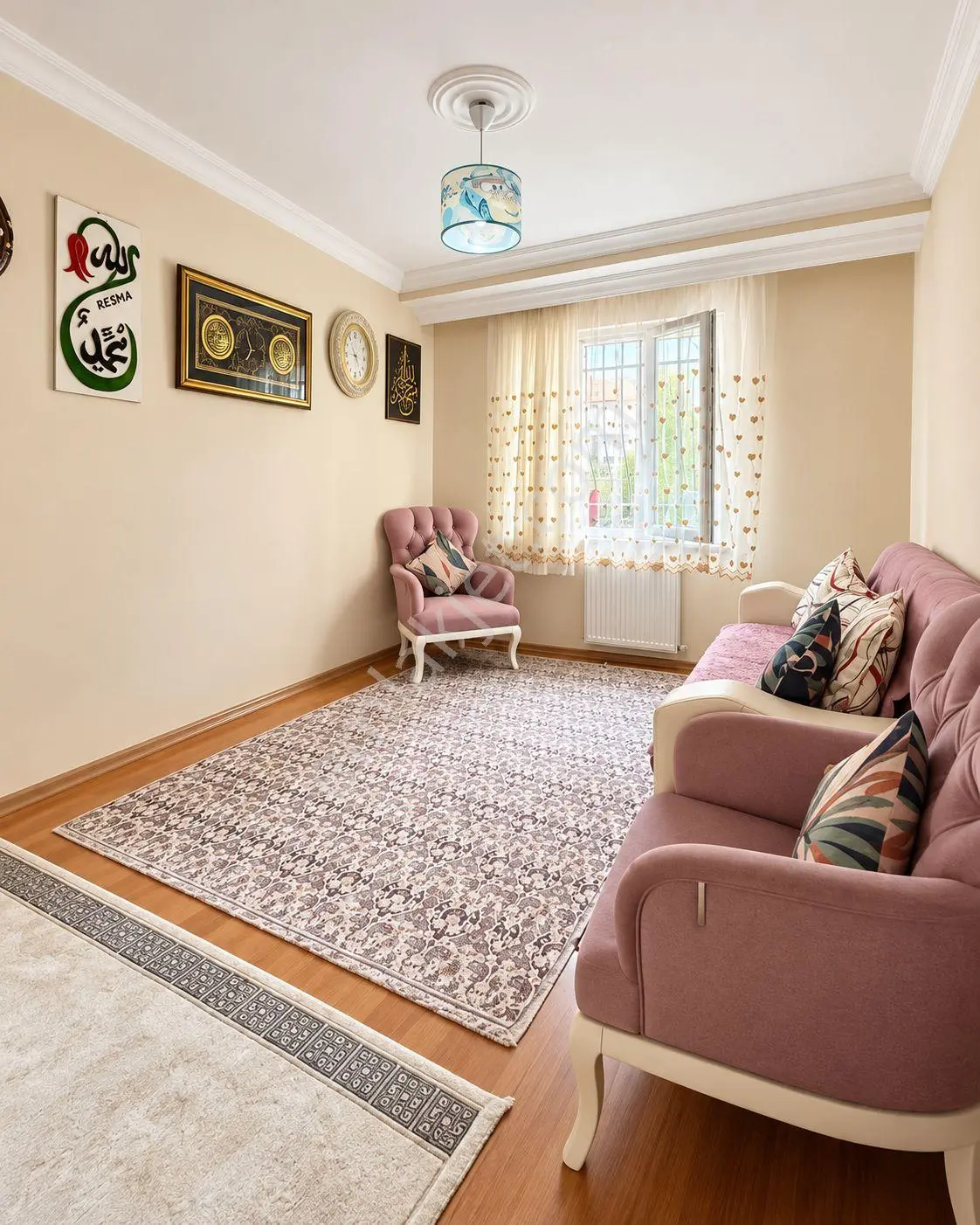 1+1 Ama Oldukça Geniş! Kapalı Mutfaklı Fırsat Daire — fotoğraf 3