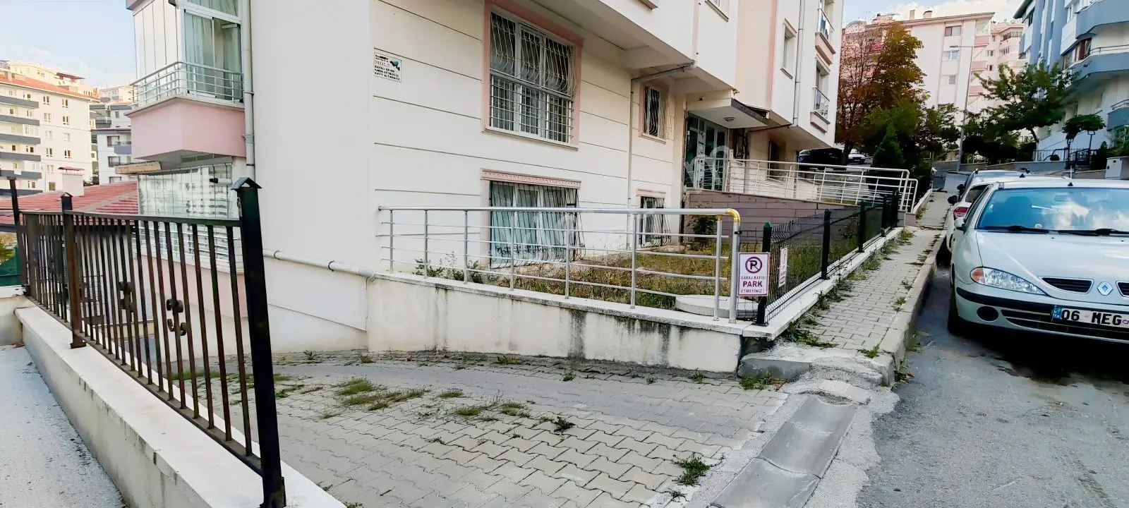 Cevizlidere Caddesine Yakın Ara Kat Kombili 3+1 Satılık Daire — fotoğraf 4
