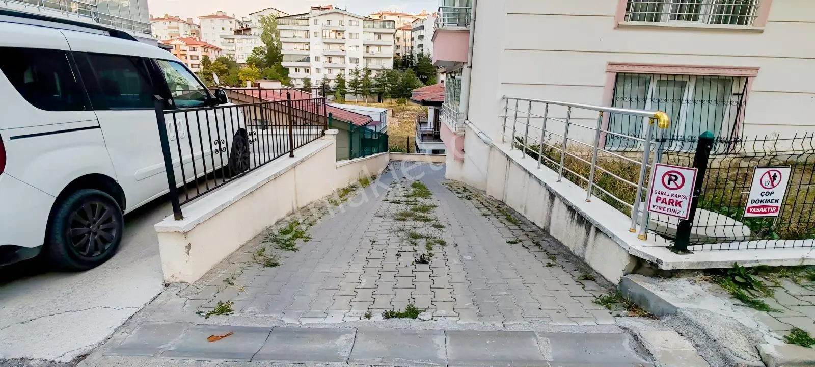 Cevizlidere Caddesine Yakın Ara Kat Kombili 3+1 Satılık Daire — fotoğraf 5