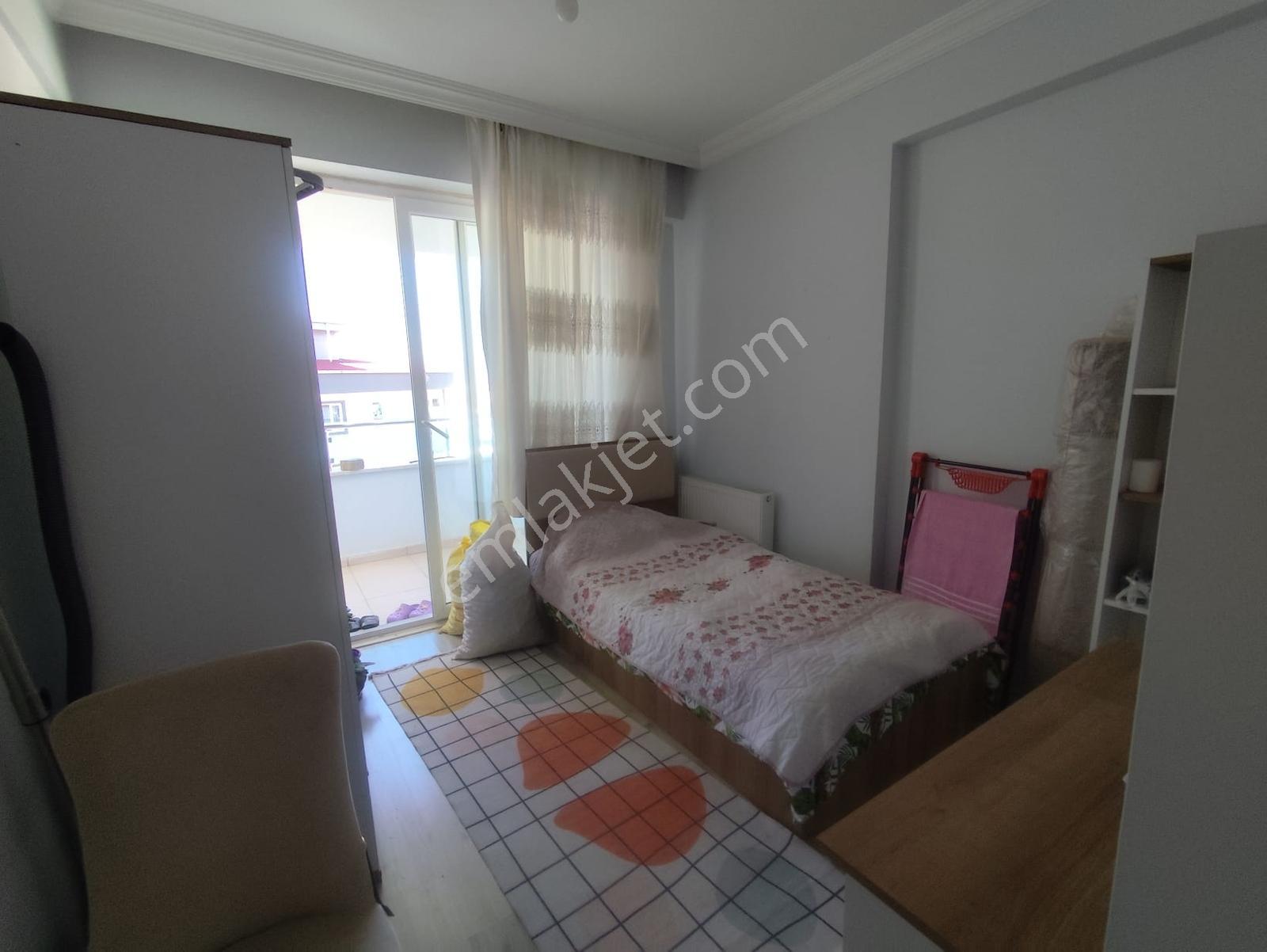 Tekerek Mahallesinde Satılık 3+1 Daire — fotoğraf 9