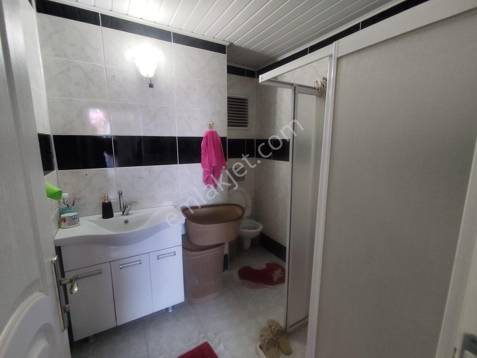 Tekerek Mahallesinde Satılık 3+1 Daire — fotoğraf 12
