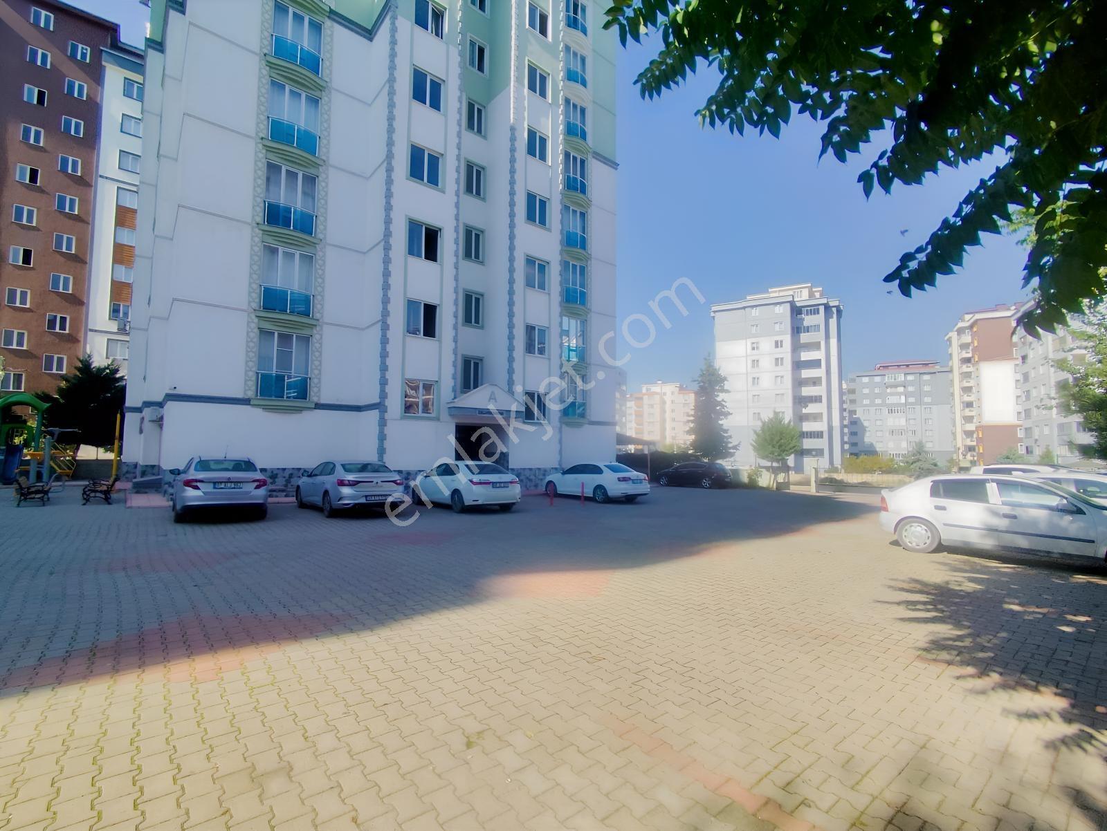 Tekerek Mahallesinde Satılık 3+1 Daire — fotoğraf 25