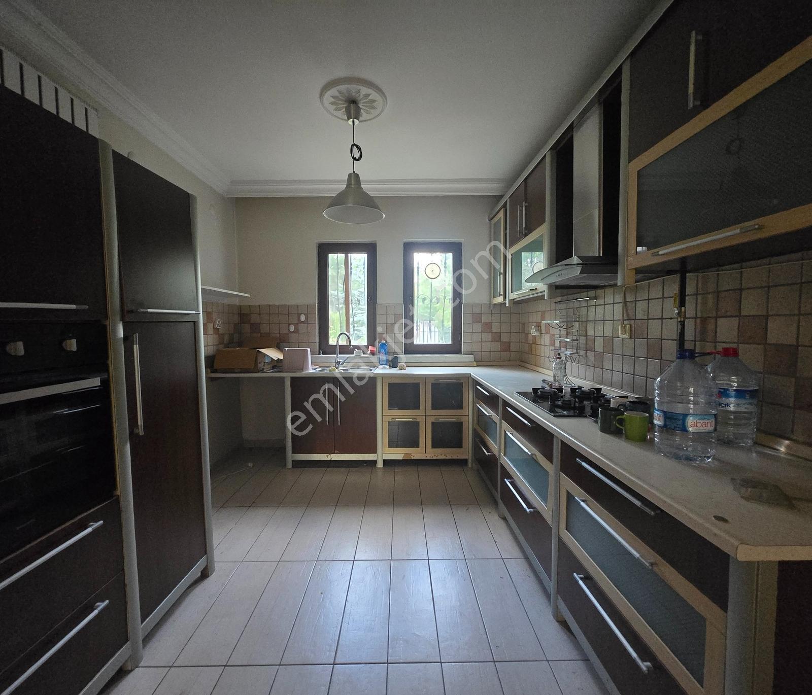 Koru Mahallesi Uyum Sitesi Yapılı Villa — fotoğraf 9