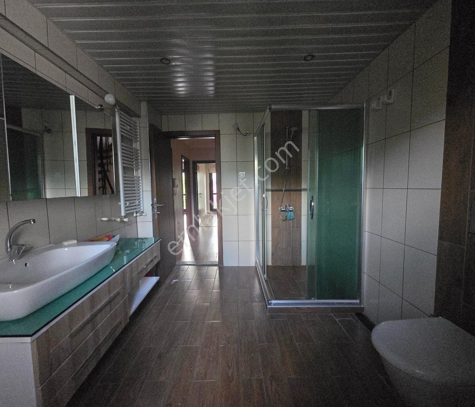 Koru Mahallesi Uyum Sitesi Yapılı Villa — fotoğraf 21