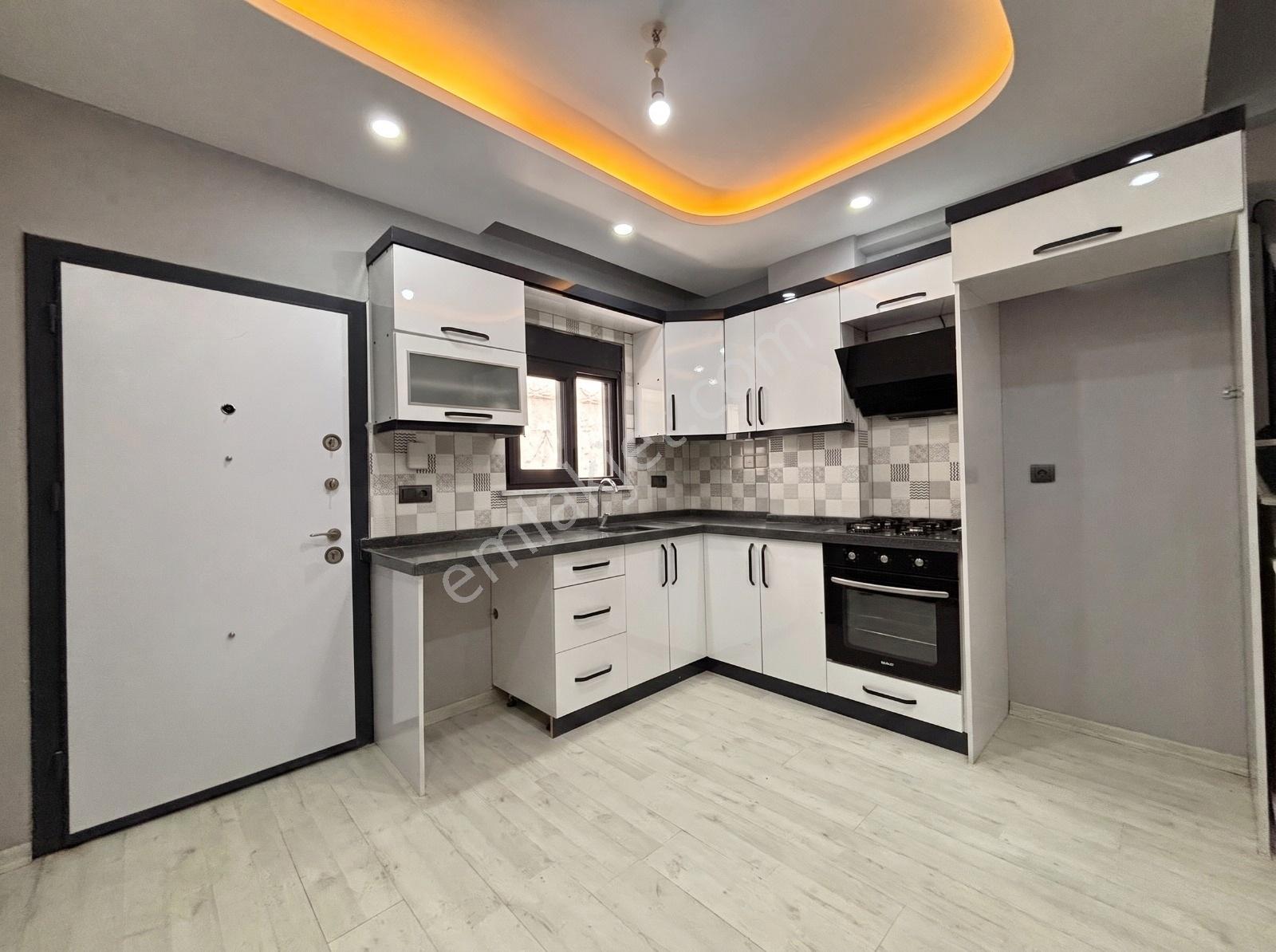 ▀güç'ten Güre'de Kazdağları Manzaralı Çift Teraslı Lüx 3+1 Villa — fotoğraf 2