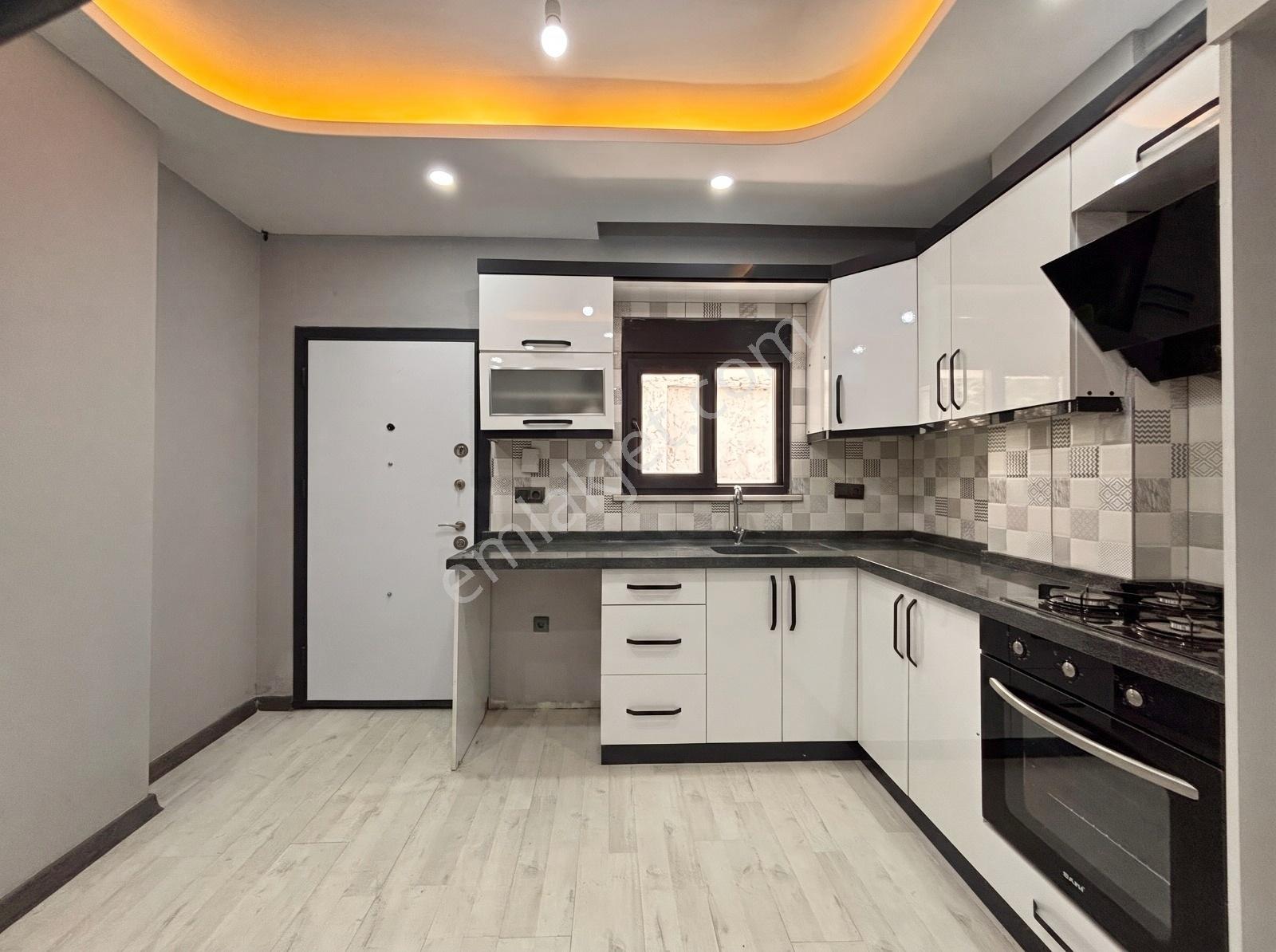 ▀güç'ten Güre'de Kazdağları Manzaralı Çift Teraslı Lüx 3+1 Villa — fotoğraf 10