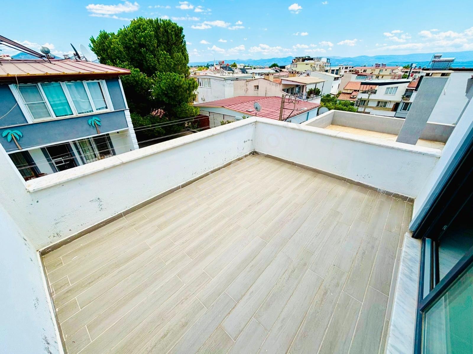 ▀güç'ten Güre'de Kazdağları Manzaralı Çift Teraslı Lüx 3+1 Villa — fotoğraf 23