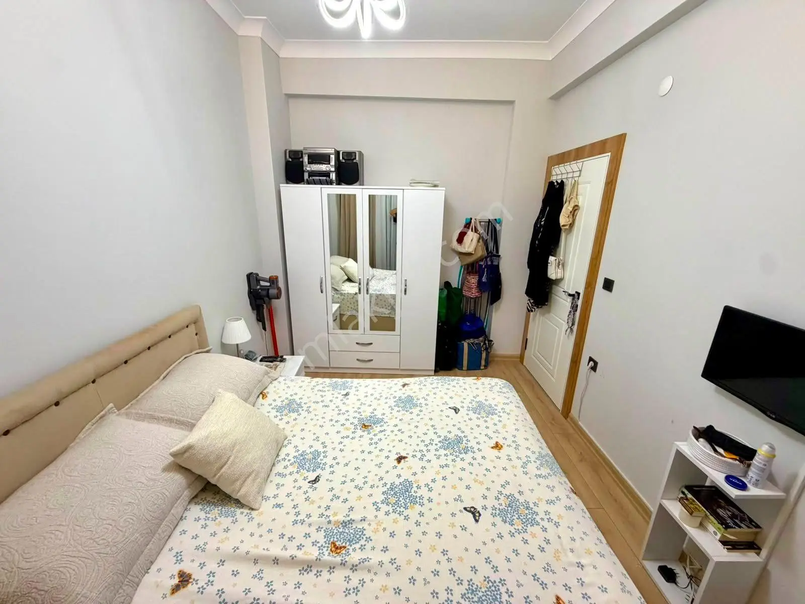 Referans'tan Altınkum'da Doğalgazlı Asansörlü Eşyalı Lüx 2+1 Daire — fotoğraf 19