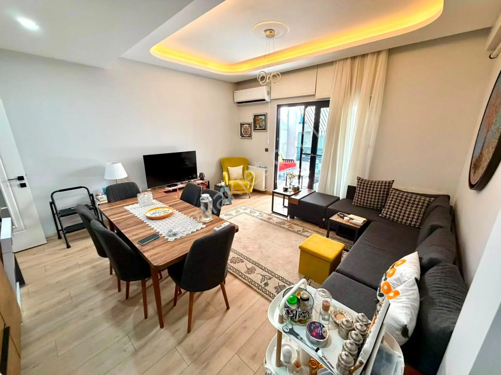 Referans'tan Altınkum'da Doğalgazlı Asansörlü Eşyalı Lüx 2+1 Daire — fotoğraf 28