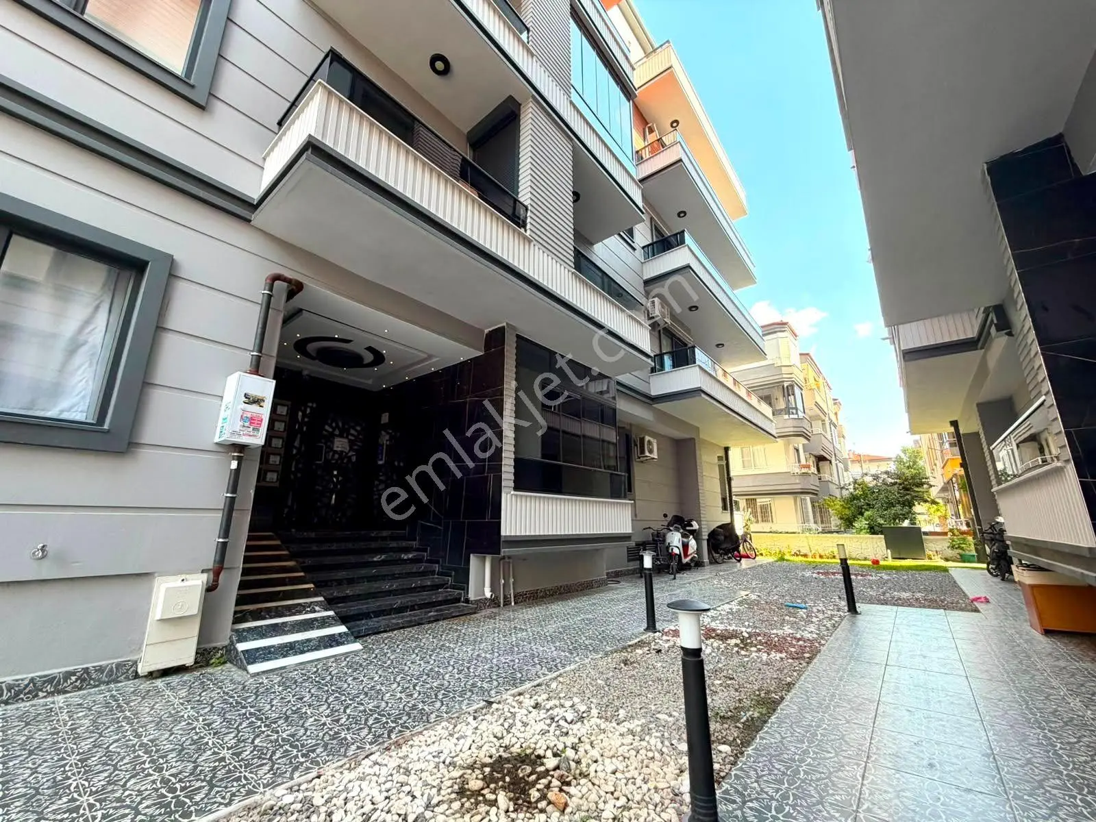 Referans'tan Altınkum'da Doğalgazlı Asansörlü Eşyalı Lüx 2+1 Daire — fotoğraf 30