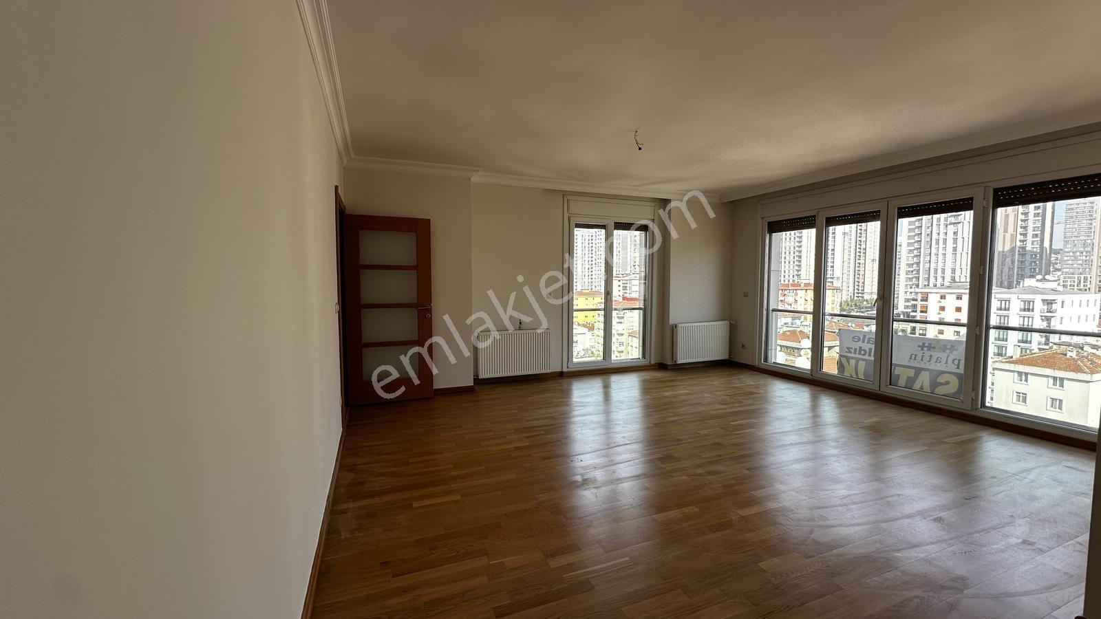 Göztepe Merdivenköy I Boş I Büyük M2 3+1 I Eb.banyolu I Balkonlu — fotoğraf 17