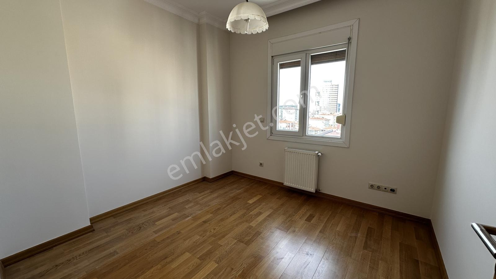 Göztepe Merdivenköy I Boş I Büyük M2 3+1 I Eb.banyolu I Balkonlu — fotoğraf 26