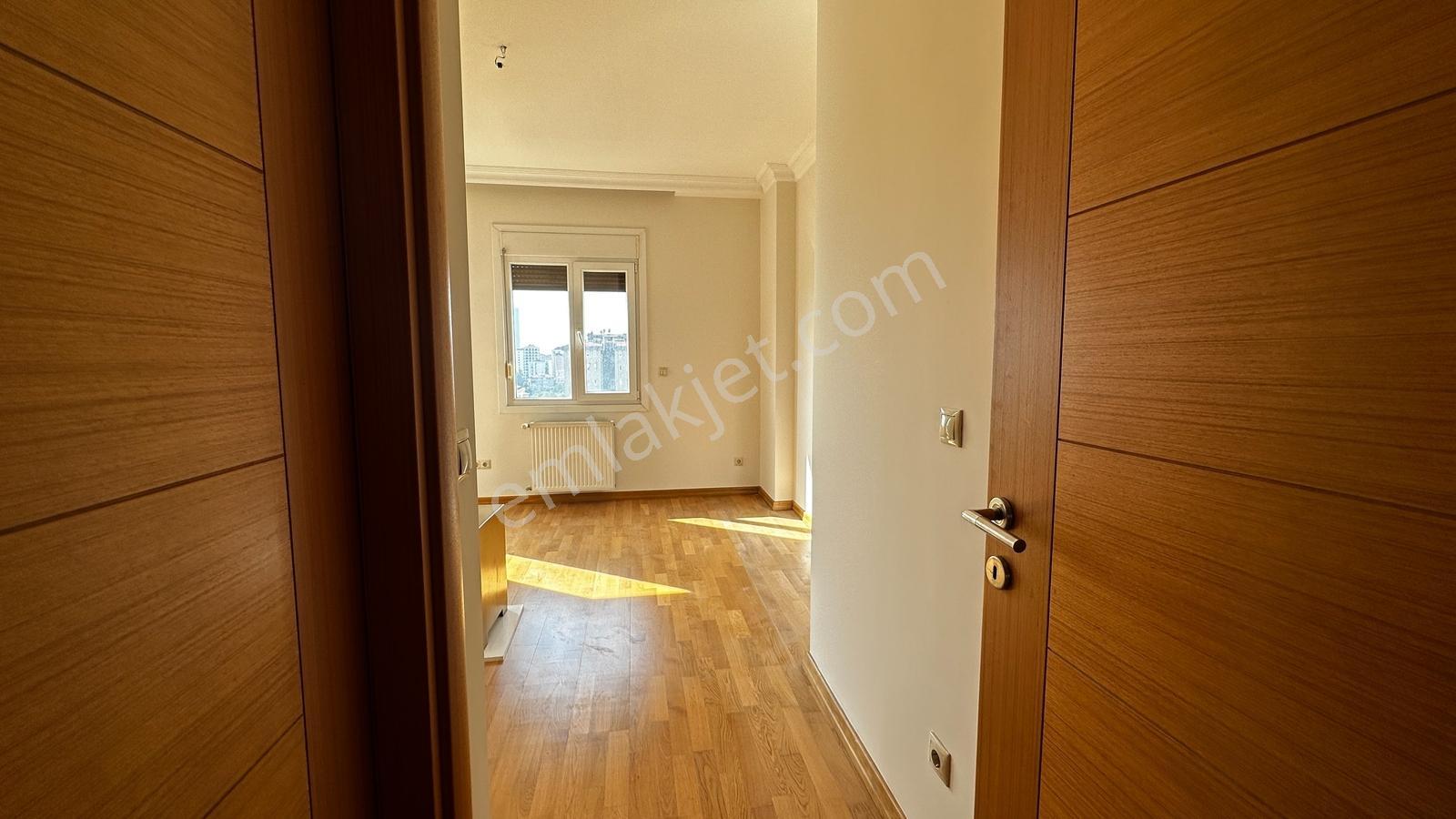 Göztepe Merdivenköy I Boş I Büyük M2 3+1 I Eb.banyolu I Balkonlu — fotoğraf 29