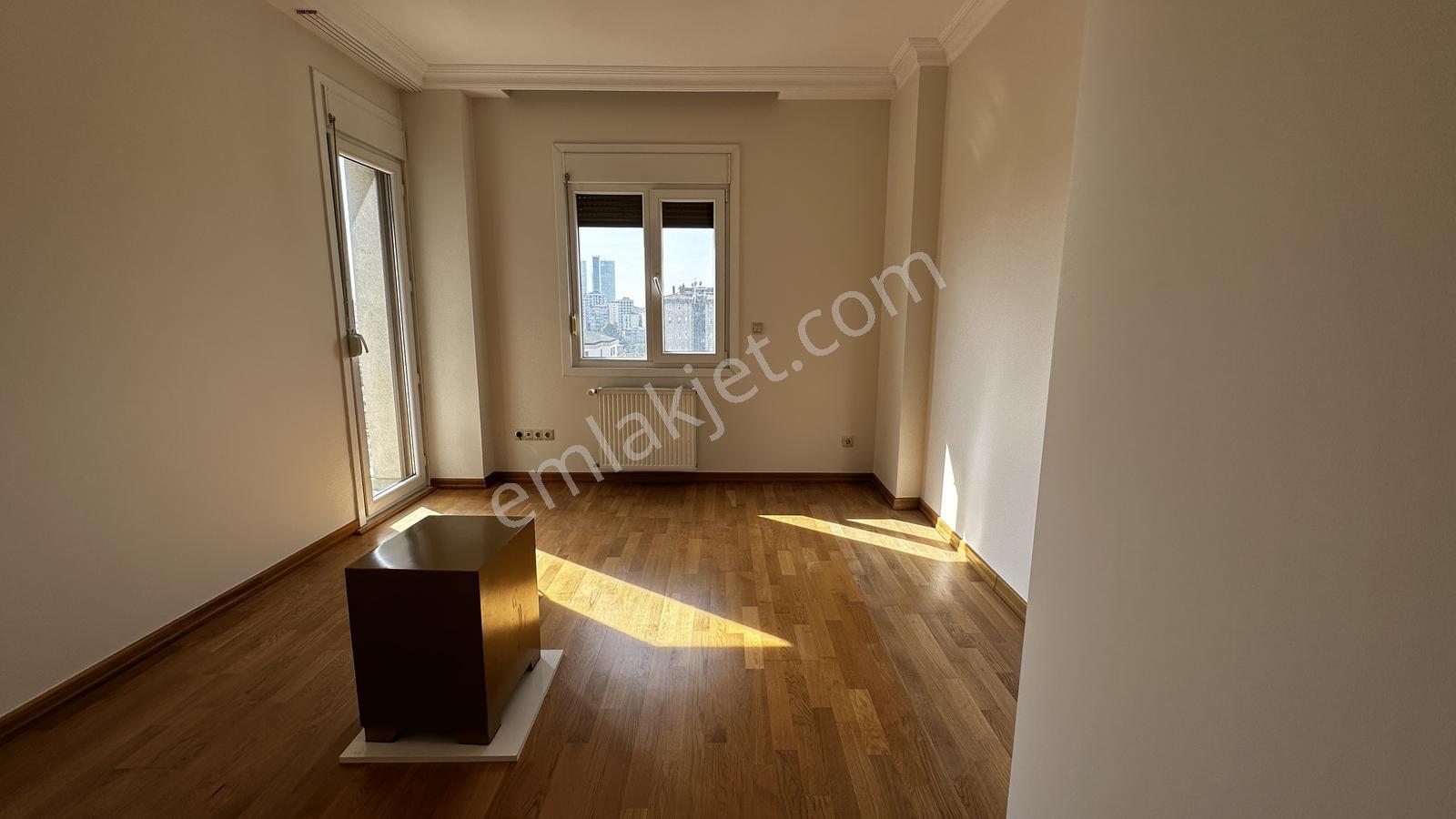 Göztepe Merdivenköy I Boş I Büyük M2 3+1 I Eb.banyolu I Balkonlu — fotoğraf 30