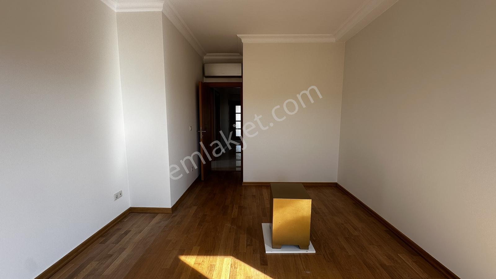 Göztepe Merdivenköy I Boş I Büyük M2 3+1 I Eb.banyolu I Balkonlu — fotoğraf 32