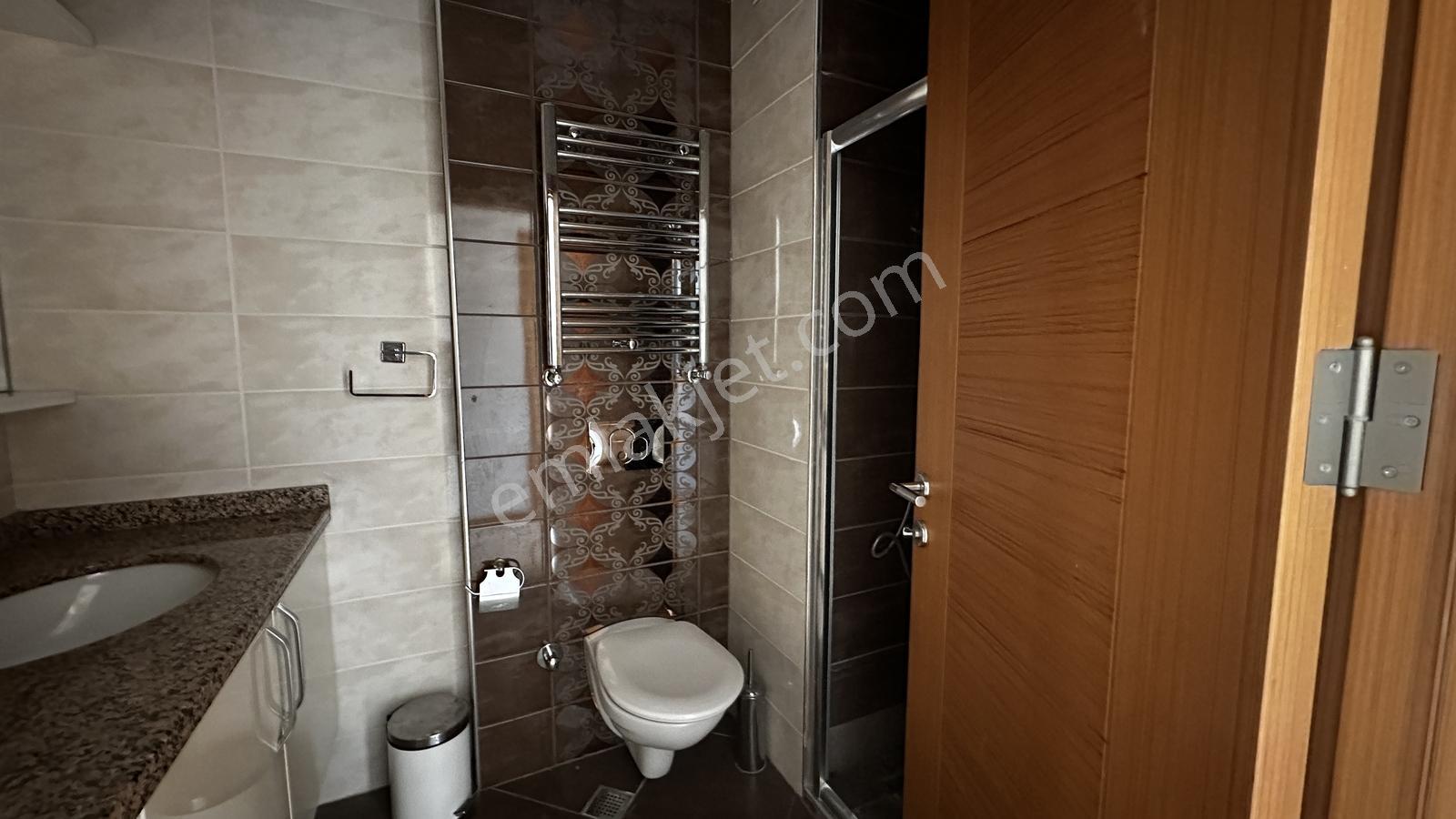 Göztepe Merdivenköy I Boş I Büyük M2 3+1 I Eb.banyolu I Balkonlu — fotoğraf 36