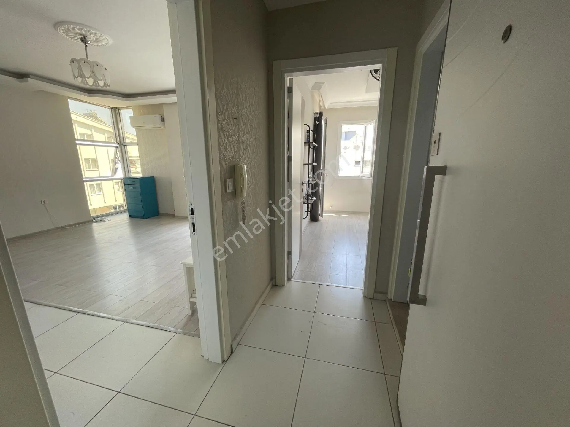 Didim Efeler Mahallesi Havuzlu Site İçerisinde 1+1 Daire — fotoğraf 3
