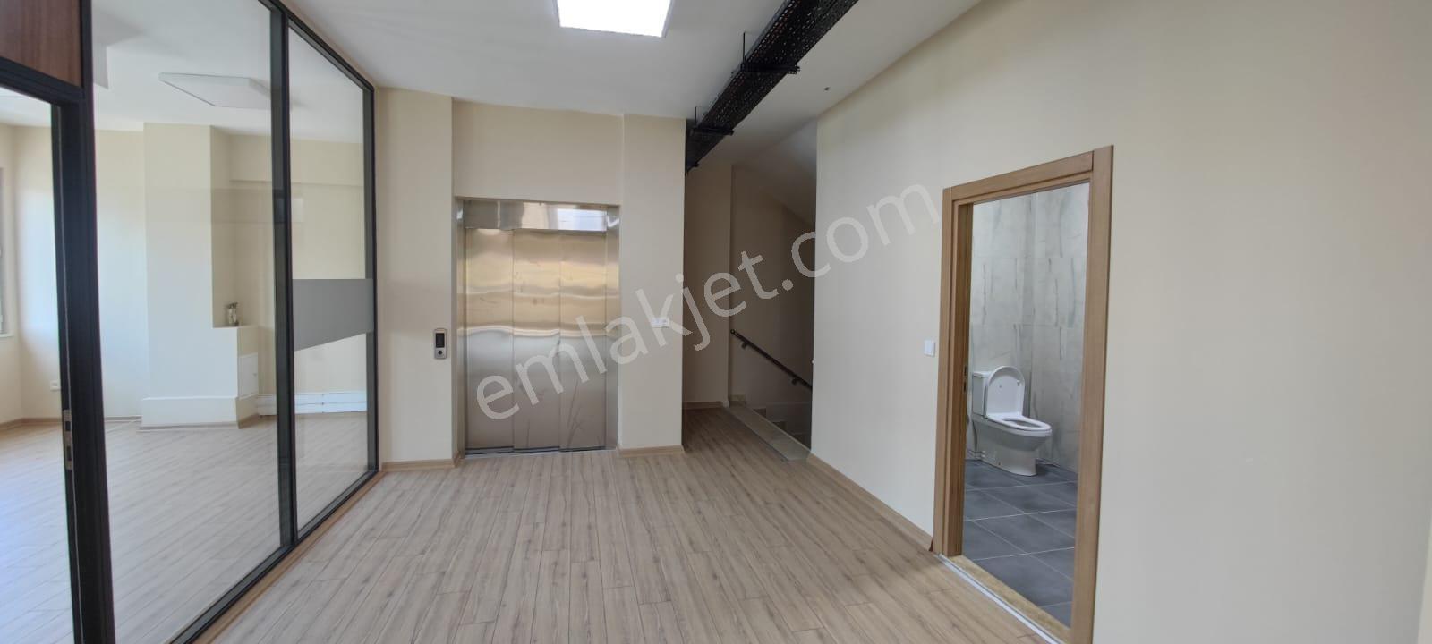 Pendik Velibaba Ankara Cad Üzerinde 1.080 M² Komple Satılık Bina — fotoğraf 17