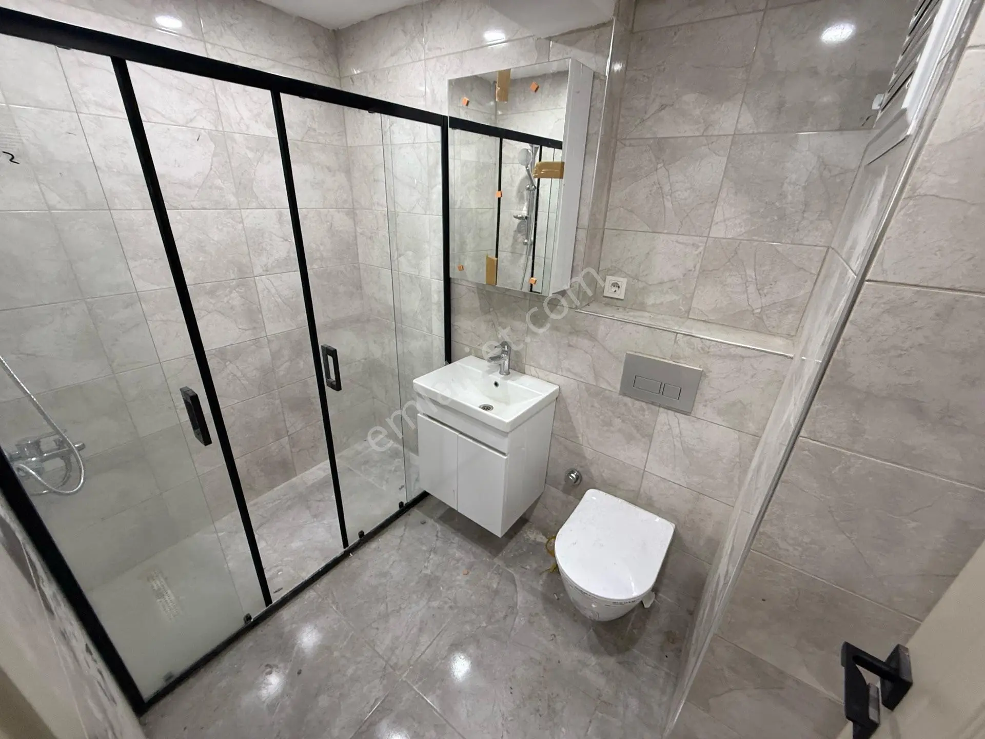 Hürriyette 3+1 Yerden Isıtmalı 1. Kat Satılık Sıfır Daire — fotoğraf 15
