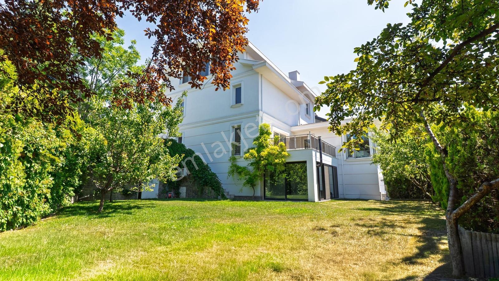 Beyler Caddesi Dostkent Sitesinde Şerefiyeli 6+2 Satılık Villa — fotoğraf 7