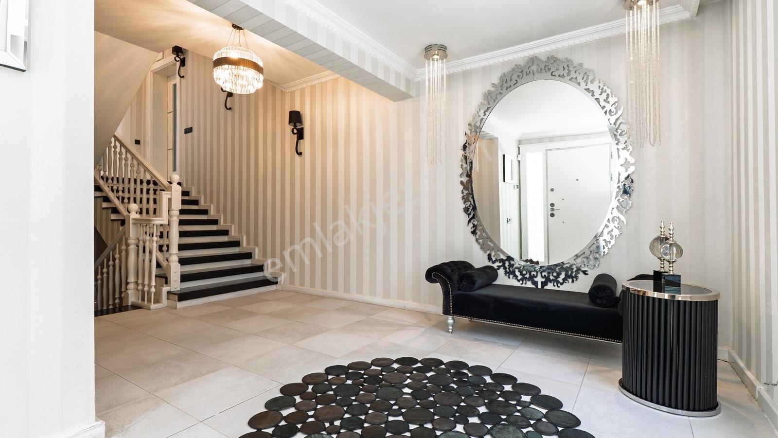 Beyler Caddesi Dostkent Sitesinde Şerefiyeli 6+2 Satılık Villa — fotoğraf 16