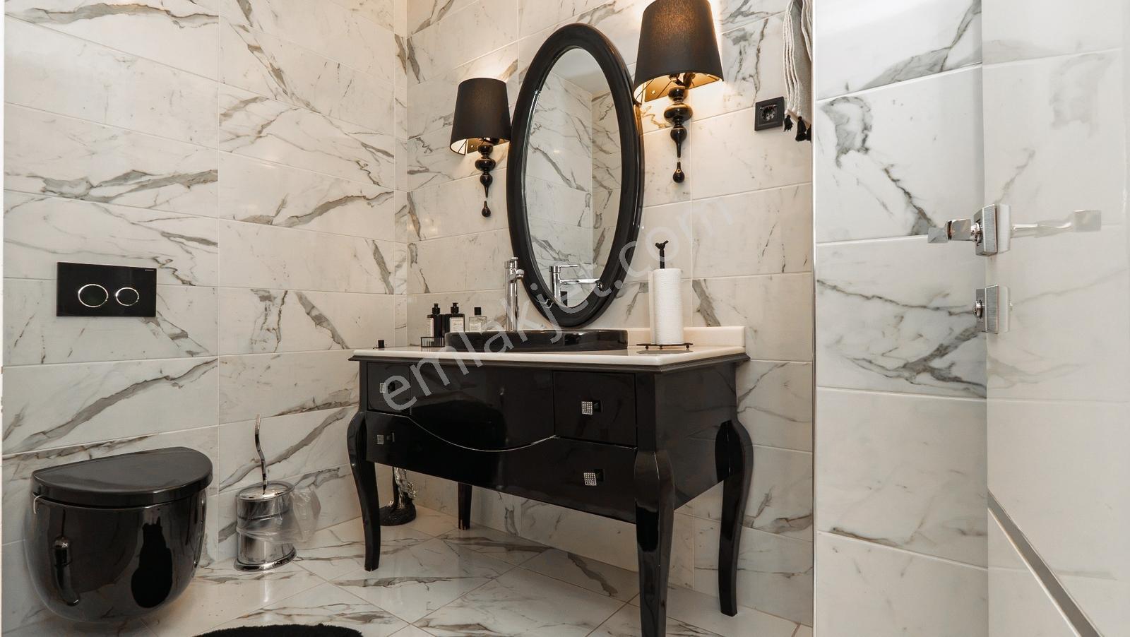 Beyler Caddesi Dostkent Sitesinde Şerefiyeli 6+2 Satılık Villa — fotoğraf 17