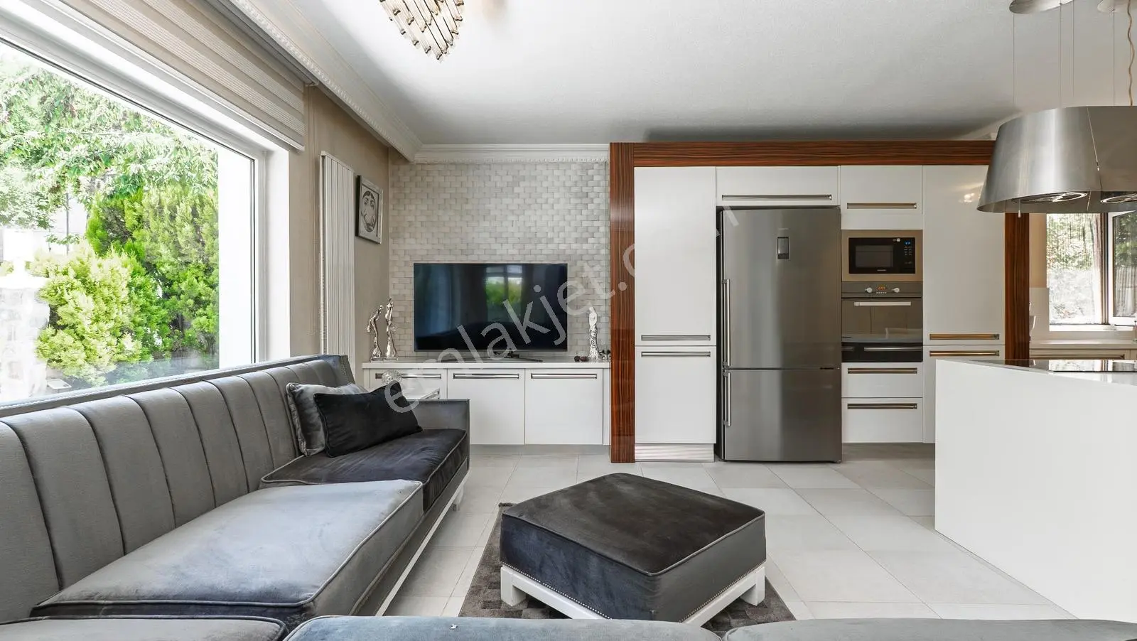 Beyler Caddesi Dostkent Sitesinde Şerefiyeli 6+2 Satılık Villa — fotoğraf 27