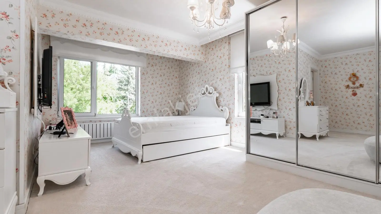 Beyler Caddesi Dostkent Sitesinde Şerefiyeli 6+2 Satılık Villa — fotoğraf 38