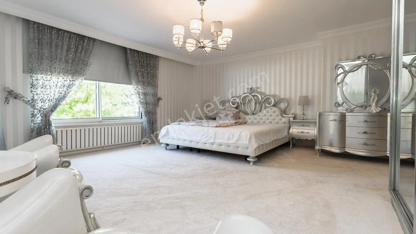 Beyler Caddesi Dostkent Sitesinde Şerefiyeli 6+2 Satılık Villa — fotoğraf 44