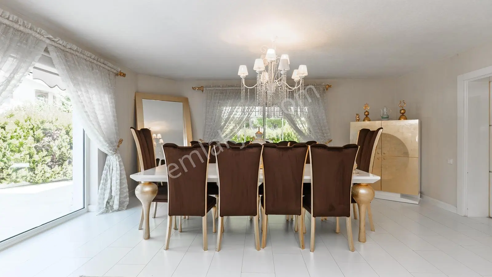 Beyler Caddesi Dostkent Sitesinde Şerefiyeli 6+2 Satılık Villa — fotoğraf 54