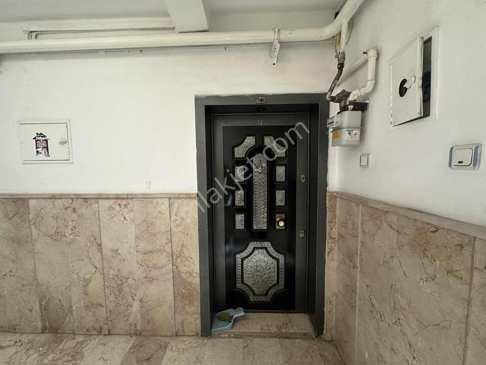 Çankaya Gop Ulubey Sokak'ta Boş 3+1 Satılık Daire — fotoğraf 9