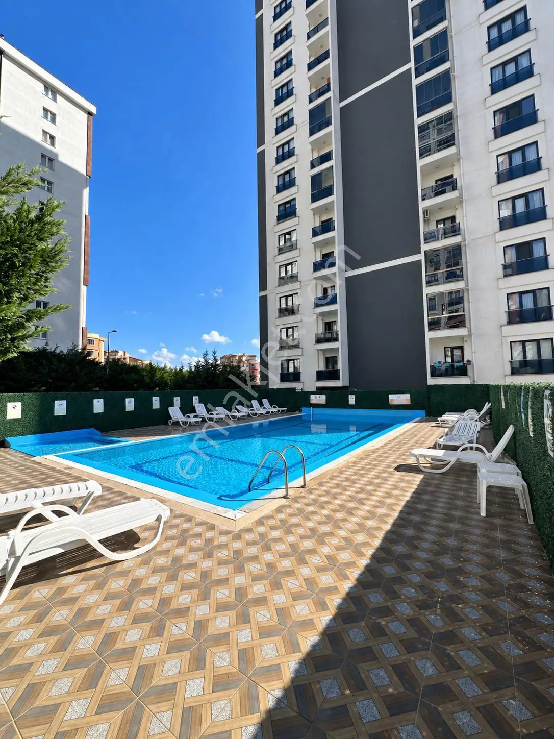 Kartal Yakacık Deniz Ve Doğa Manzaralı Krediye Uygun 3+1 Site İçi Satılık Daire