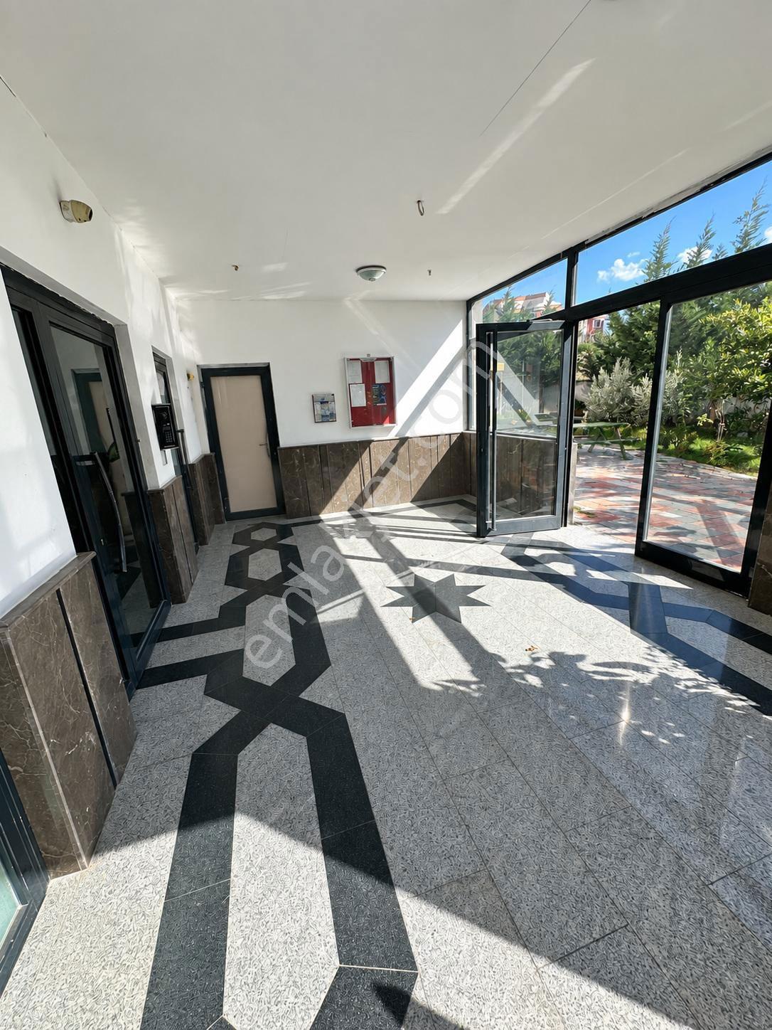Kartal Yakacık Deniz Ve Doğa Manzaralı Krediye Uygun 3+1 Site İçi Satılık Daire — fotoğraf 9