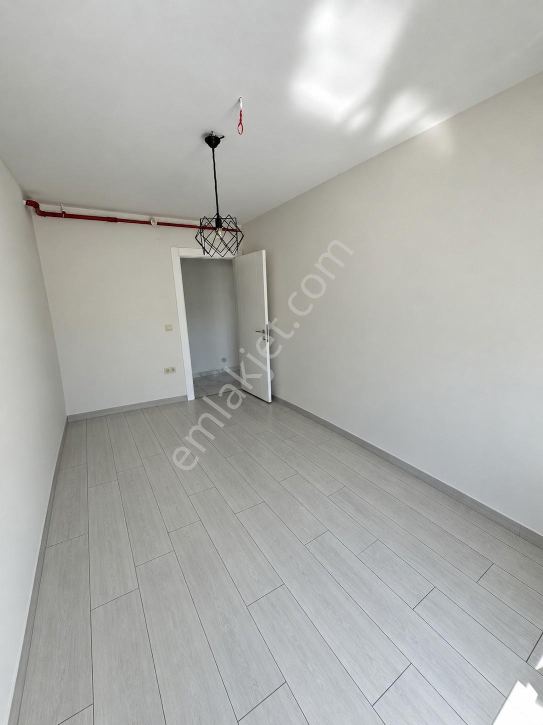 Kartal Yakacık Deniz Ve Doğa Manzaralı Krediye Uygun 3+1 Site İçi Satılık Daire — fotoğraf 27