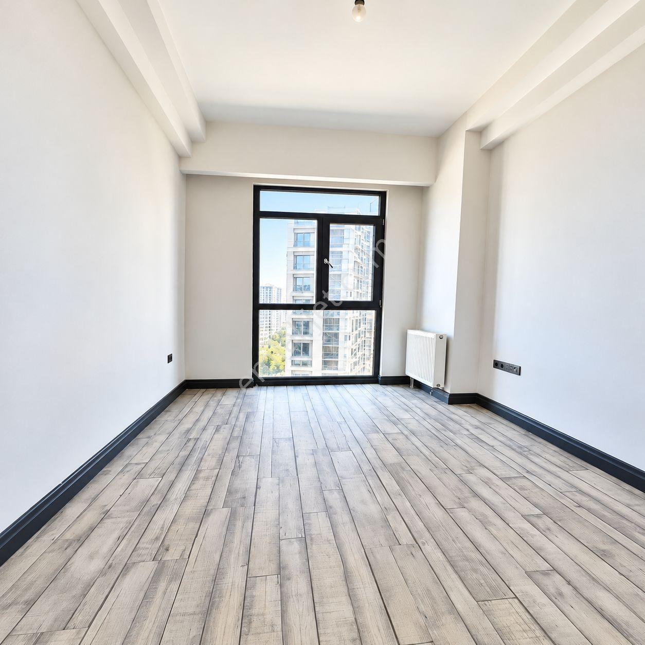 Bahçeşehir’de Konfor Ve Prestiji Bir Arada Sunan Satılık 1+1 — fotoğraf 7