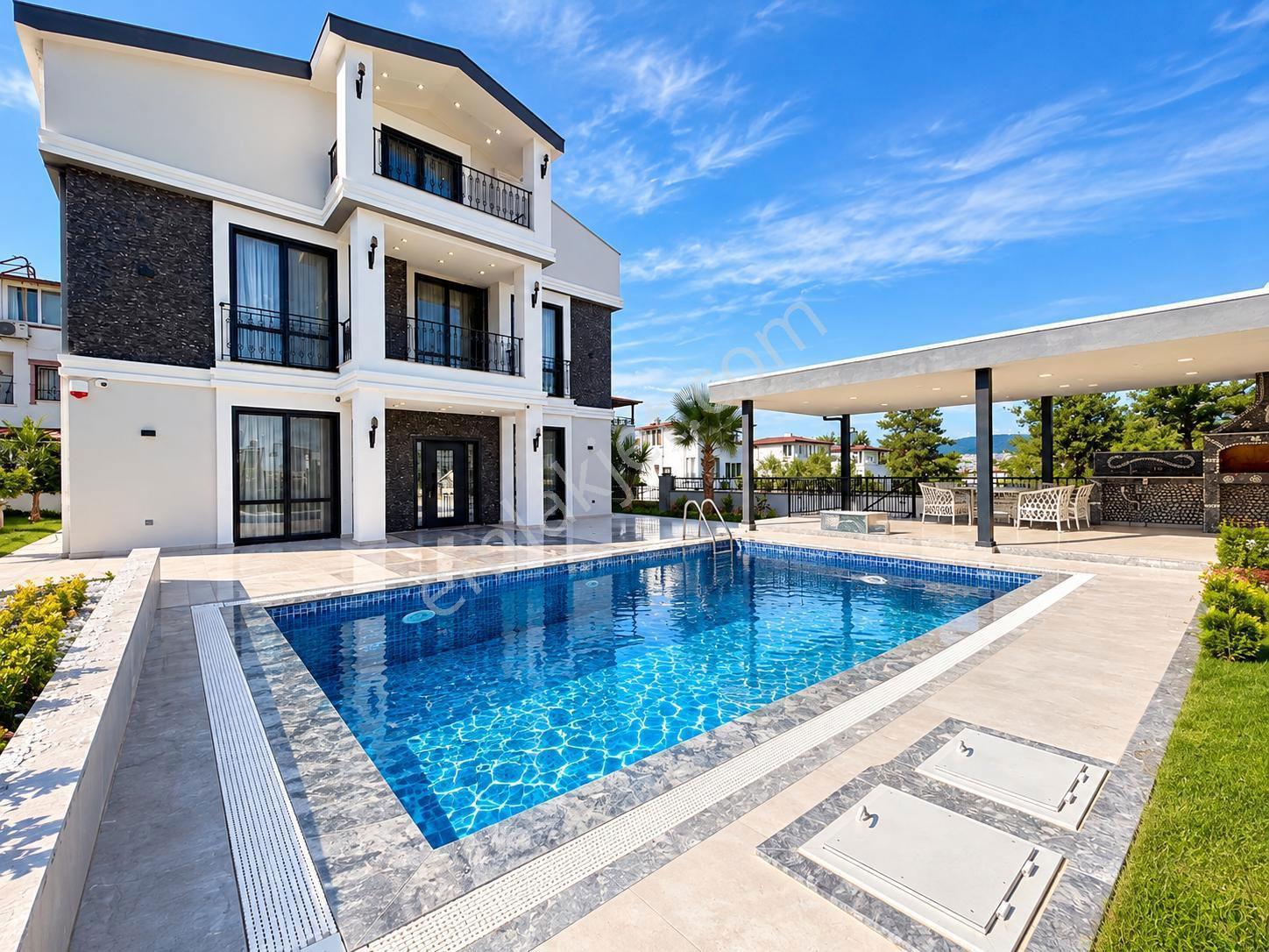 Denize 300 Metre , Modern Lüx Müstakıl Villa , Özel Havuzlu — fotoğraf 32