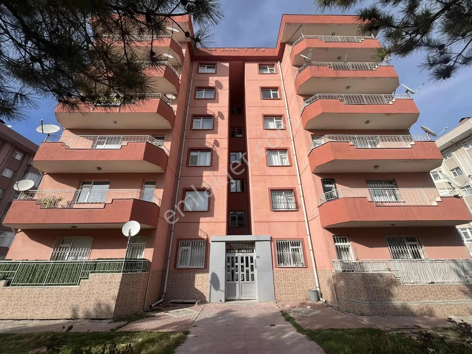 Aslanlı Kışla Cadde'sine Cephe 3+1 Satılık Hesaplı Daire — fotoğraf 2