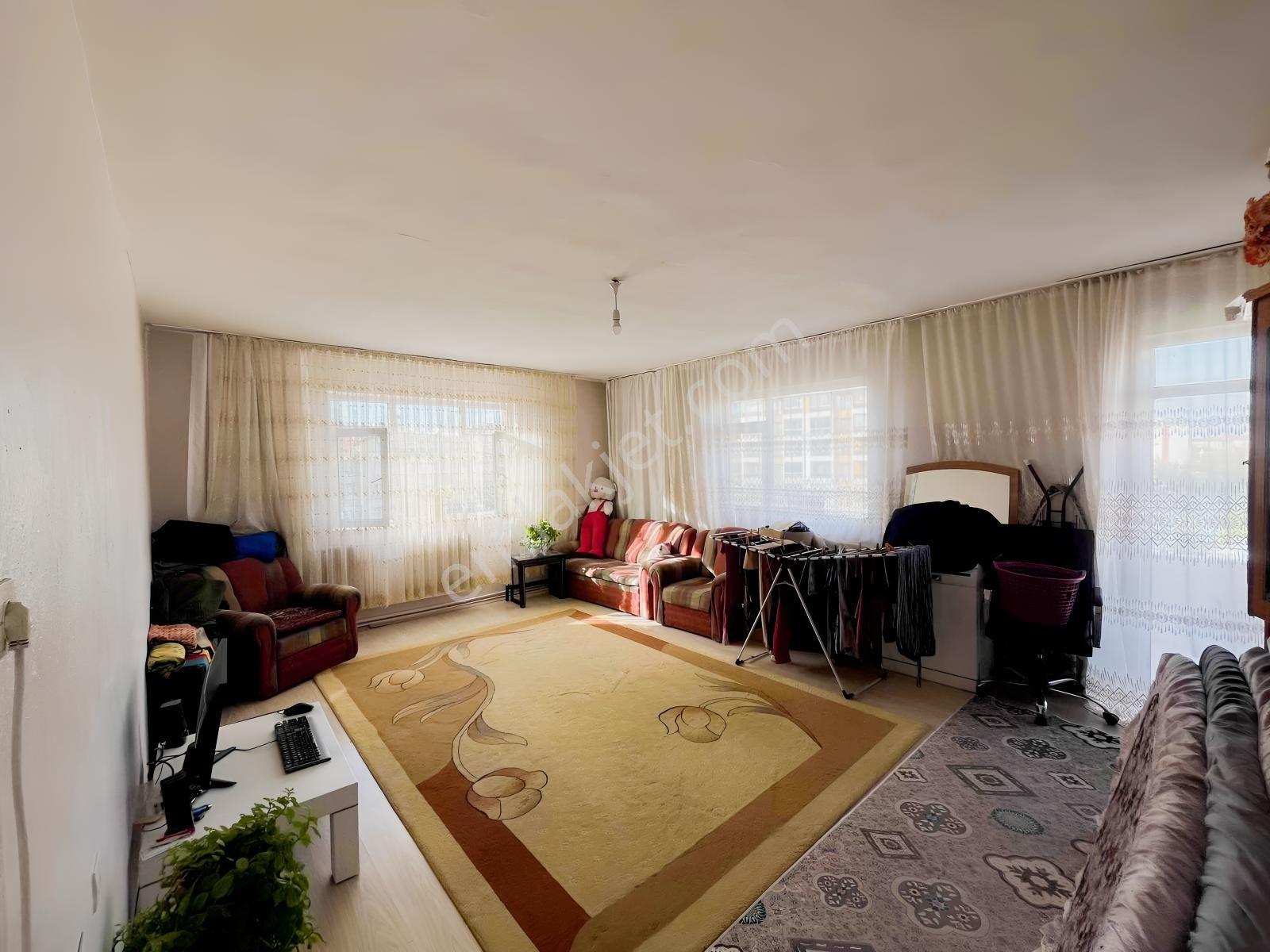 Aslanlı Kışla Cadde'sine Cephe 3+1 Satılık Hesaplı Daire — fotoğraf 12