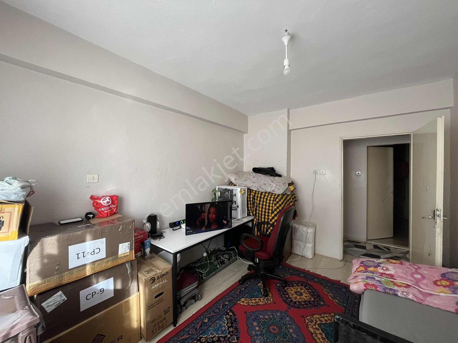 Aslanlı Kışla Cadde'sine Cephe 3+1 Satılık Hesaplı Daire — fotoğraf 15