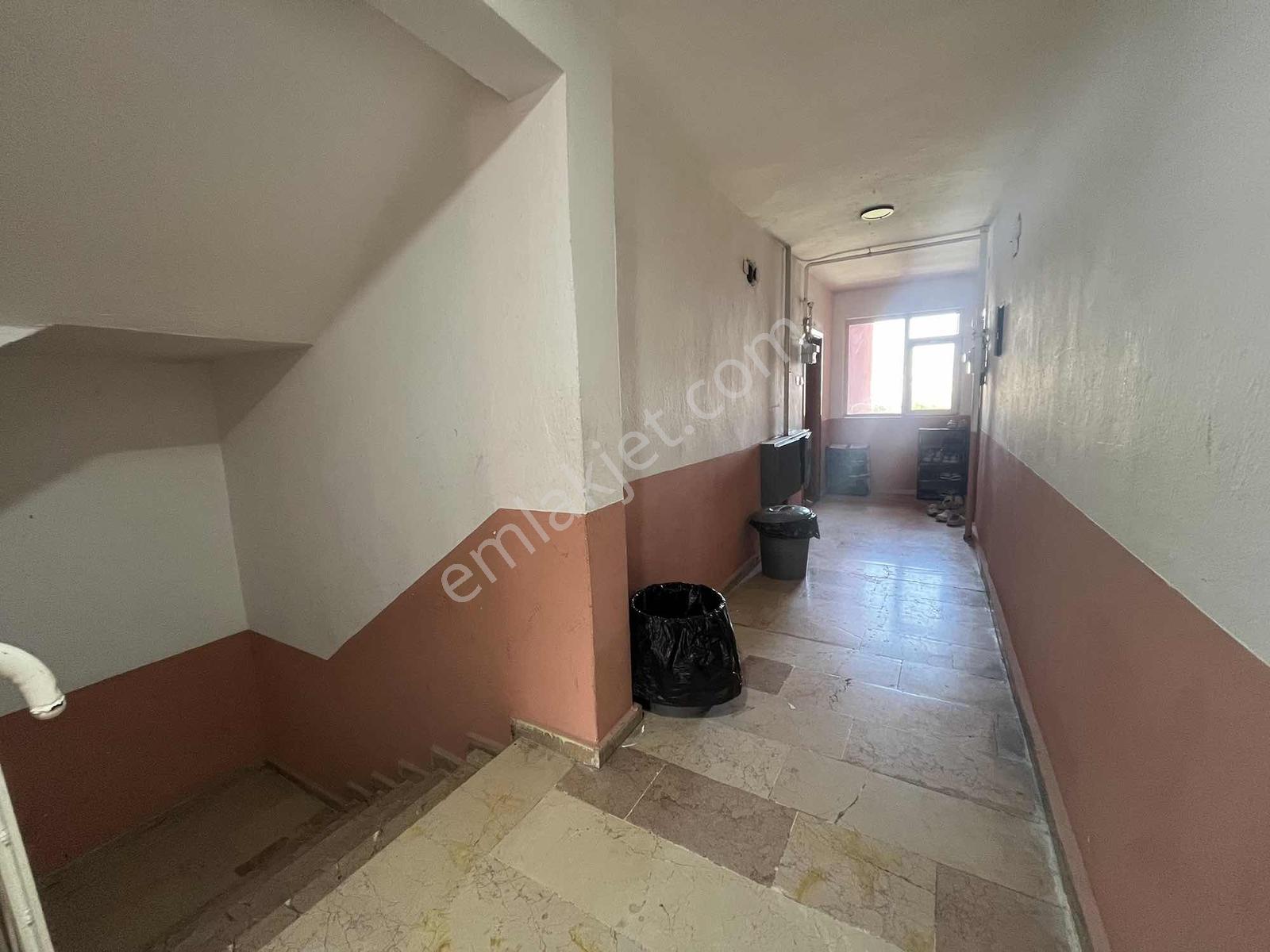 Aslanlı Kışla Cadde'sine Cephe 3+1 Satılık Hesaplı Daire — fotoğraf 20