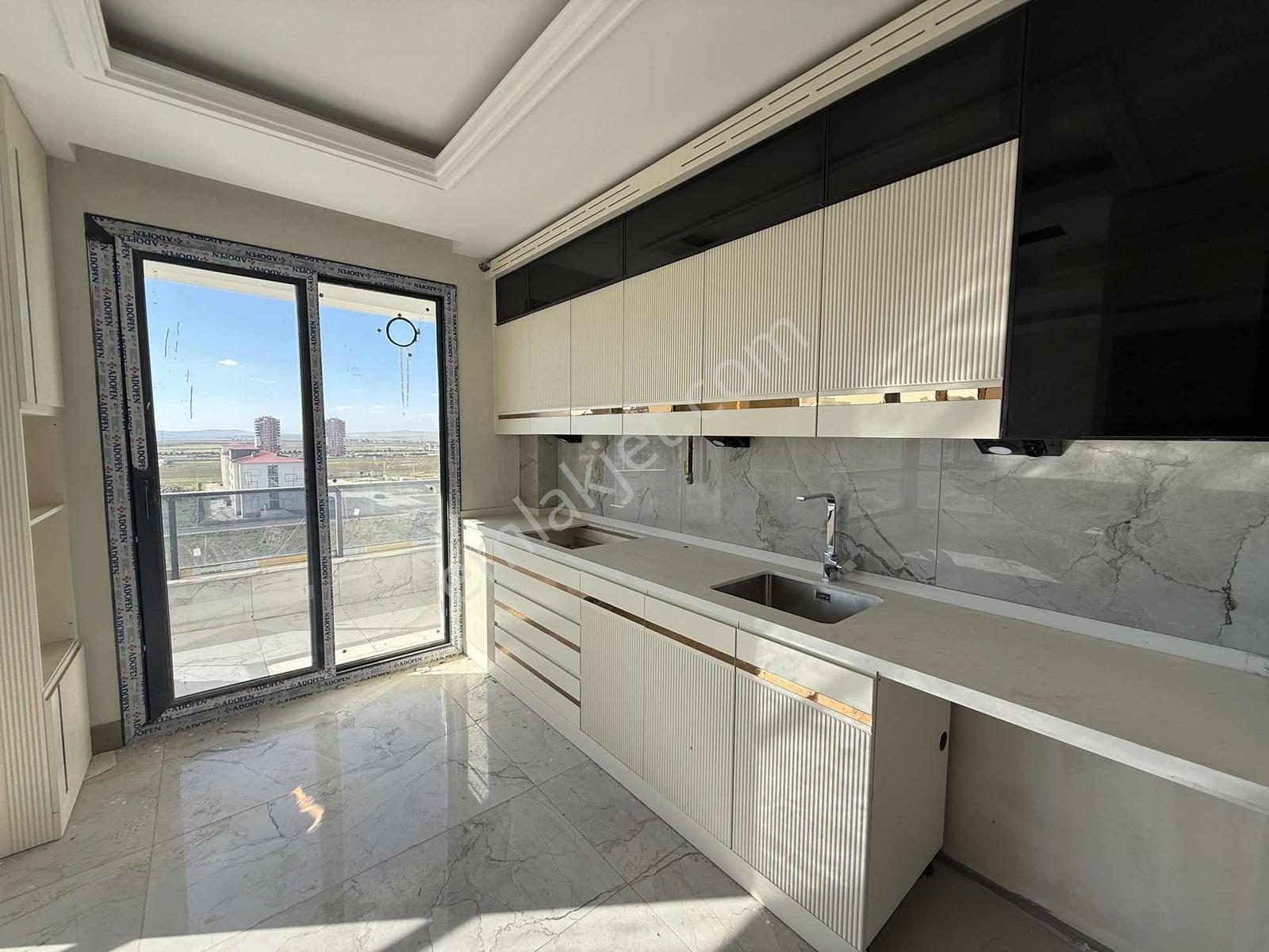 Baran Rigel 2.5+1 Lüx Yerden Isıtma Yüksek Kat Acil Satılık — fotoğraf 3