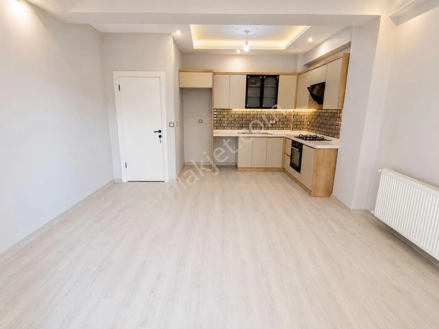 Yüksel'den Şehrin Yeni Gözdesi ! Ön Cephe 1+1 Daire — fotoğraf 4