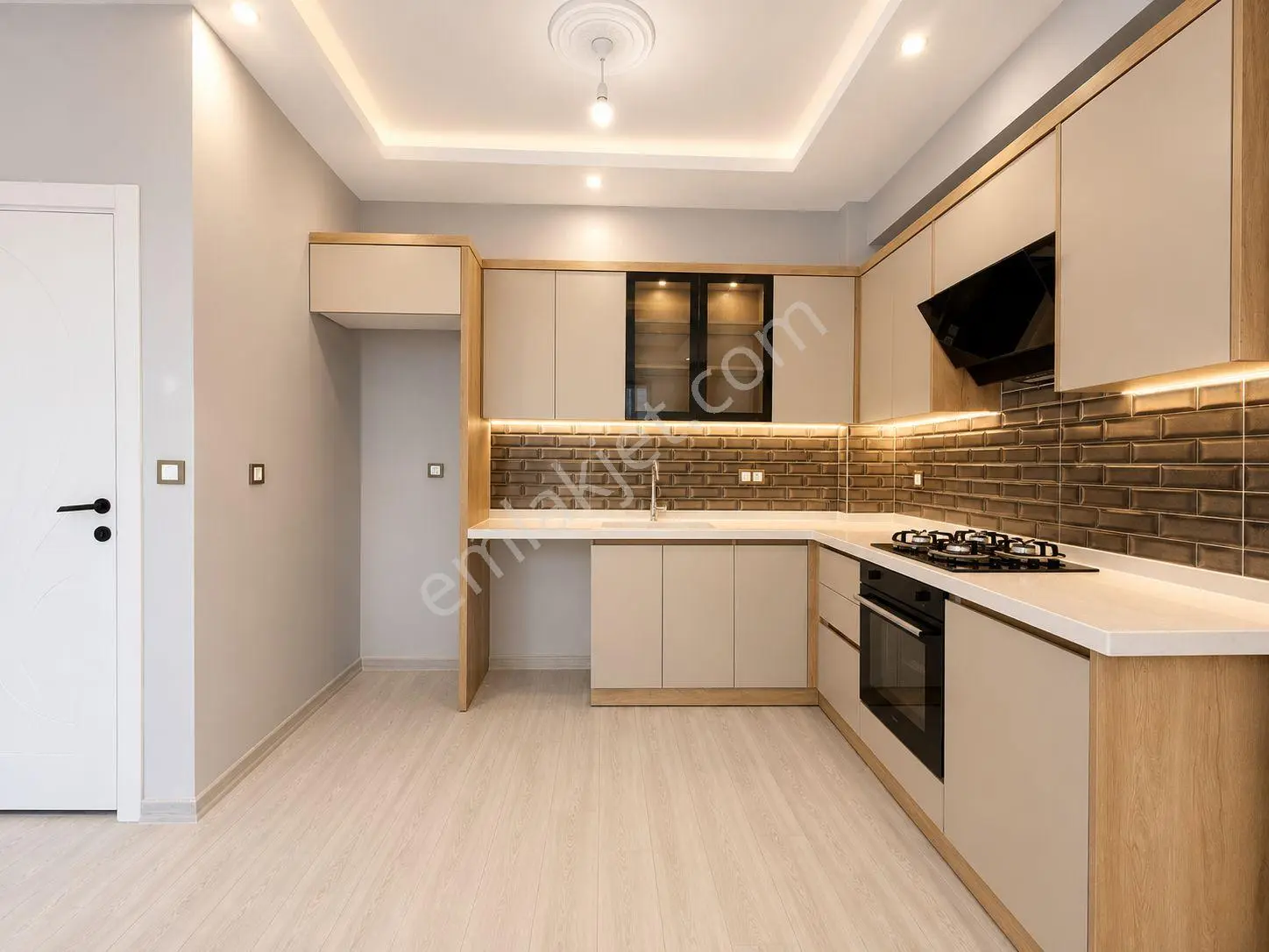 Yüksel'den Şehrin Yeni Gözdesi ! Ön Cephe 1+1 Daire — fotoğraf 9