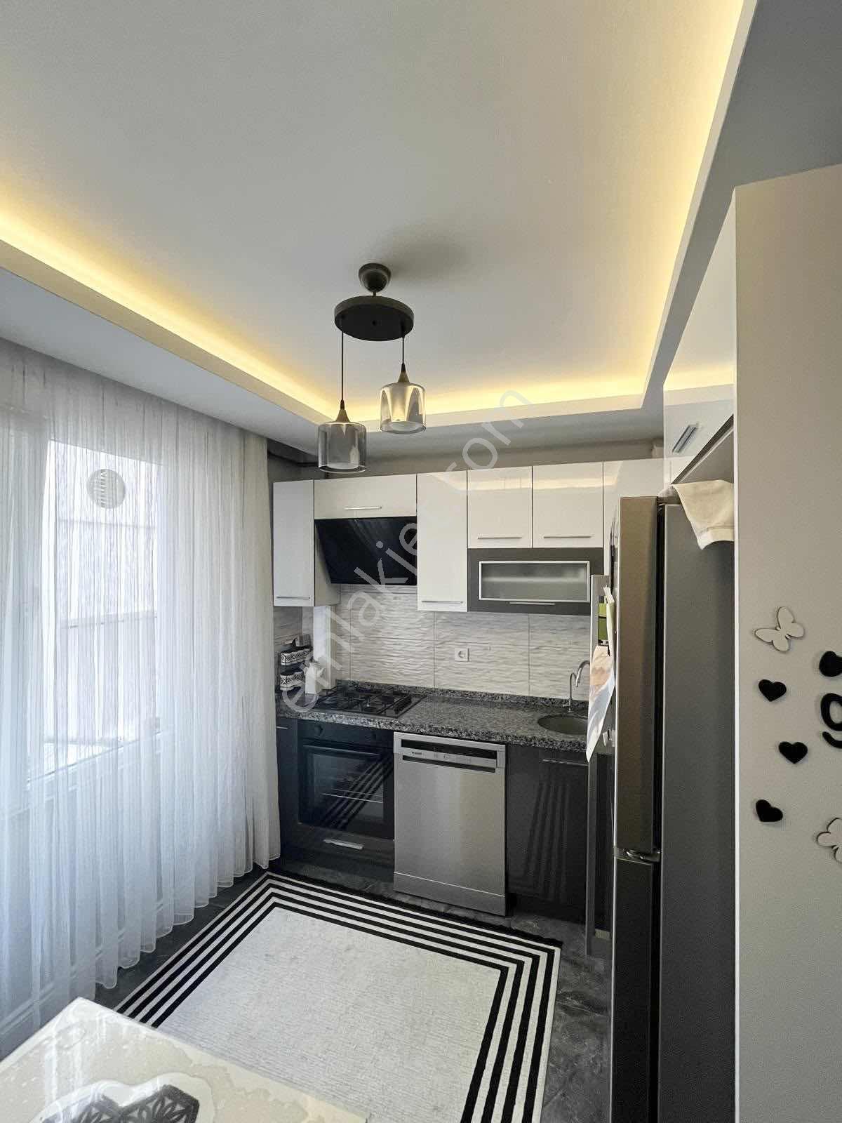 Demir İnş. Tramvaya Komşu 2+1 100m2 1.kat 4 Yıllık Lüx Daire — fotoğraf 12