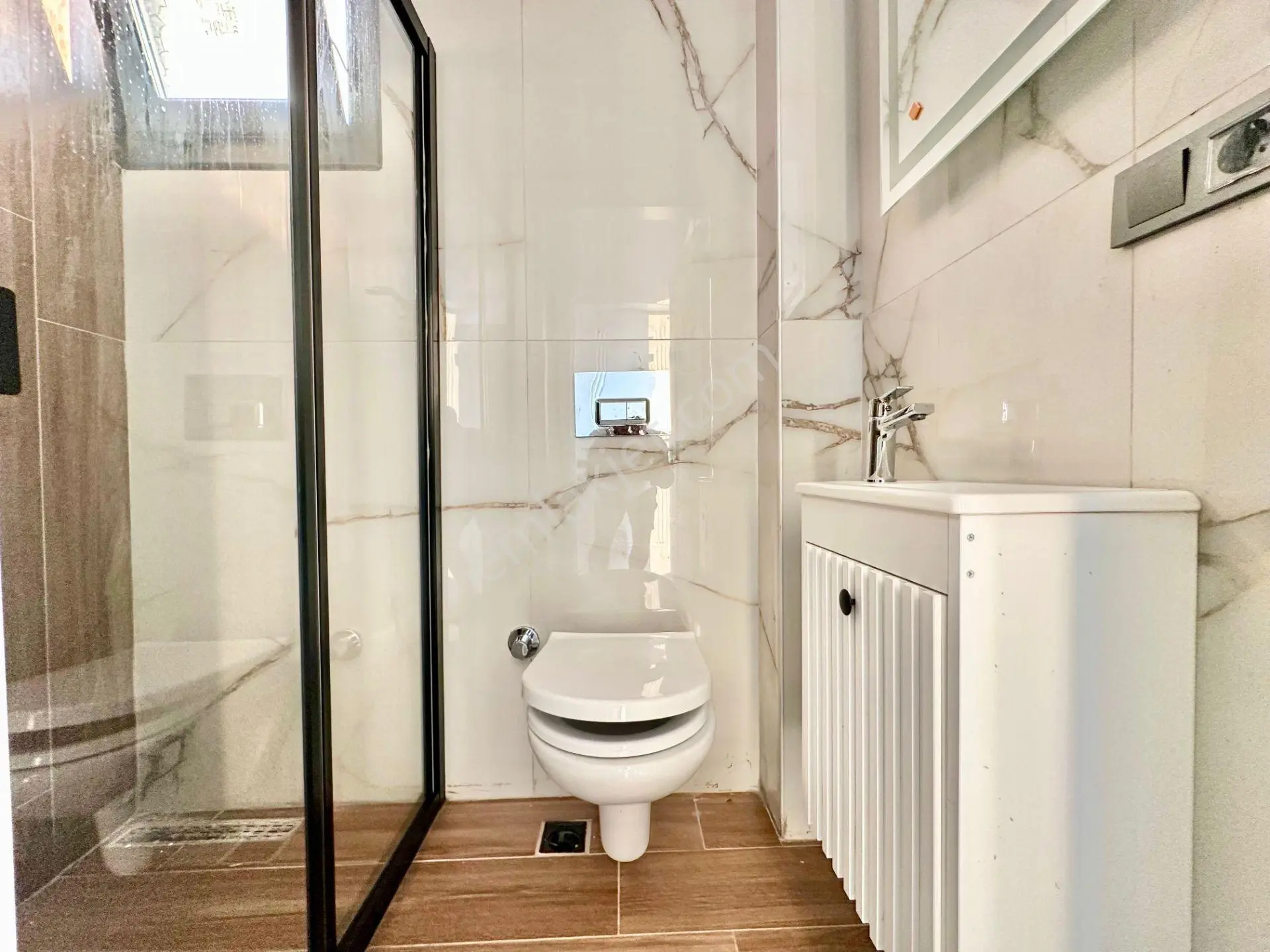 Ay Emlaktan Narlıda Kazdağları Eteklerinde Huzur Bulacağınız Denize 100 M Satılık 3+1 Villa — fotoğraf 19
